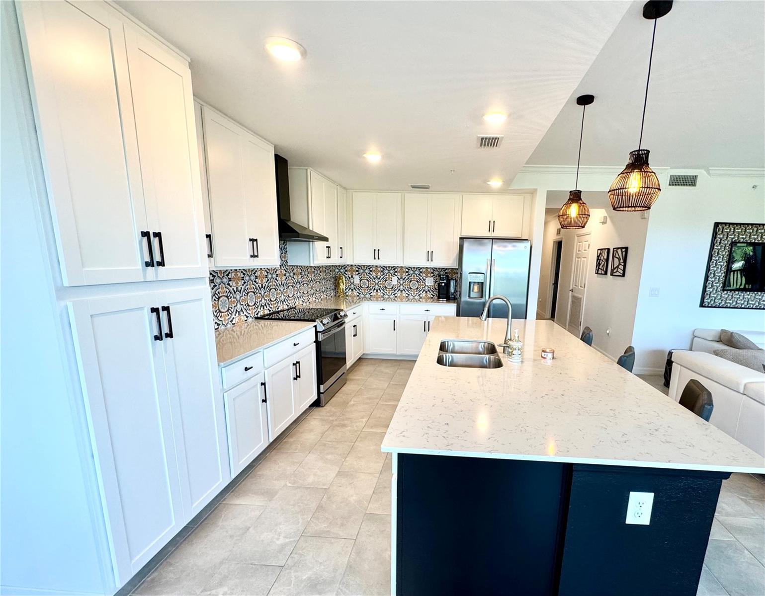 18028 Gawthrop Dr #303 Property Photo 10
