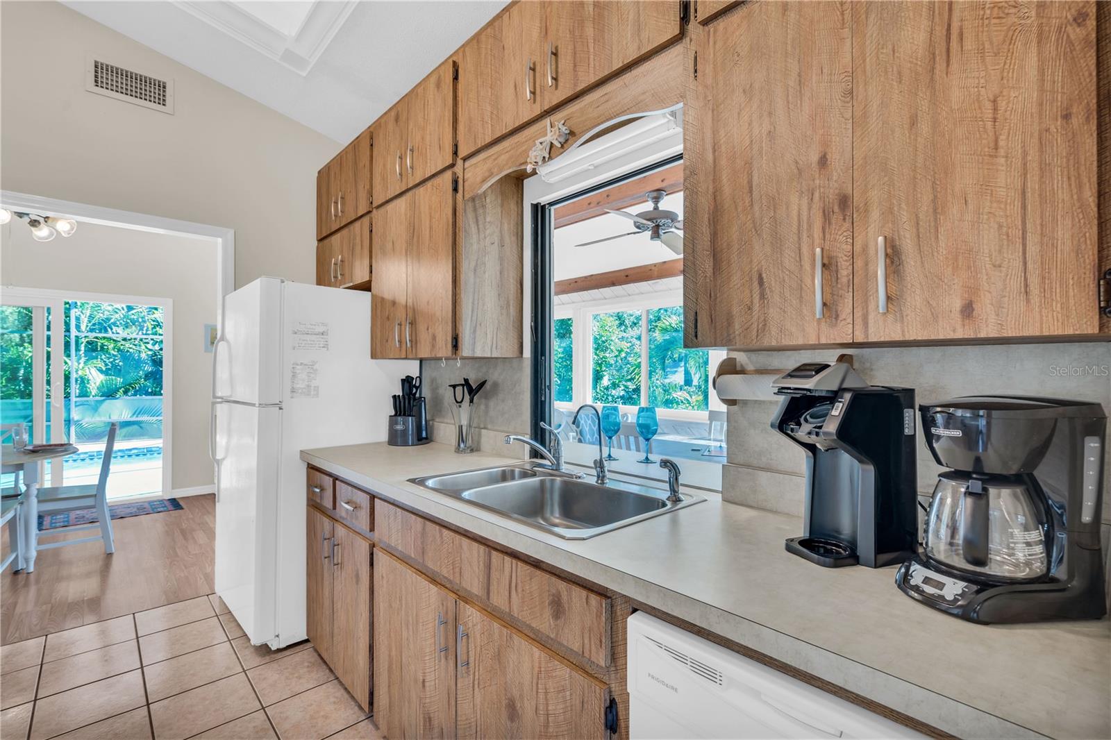 521 Pameto Rd Property Photo 10