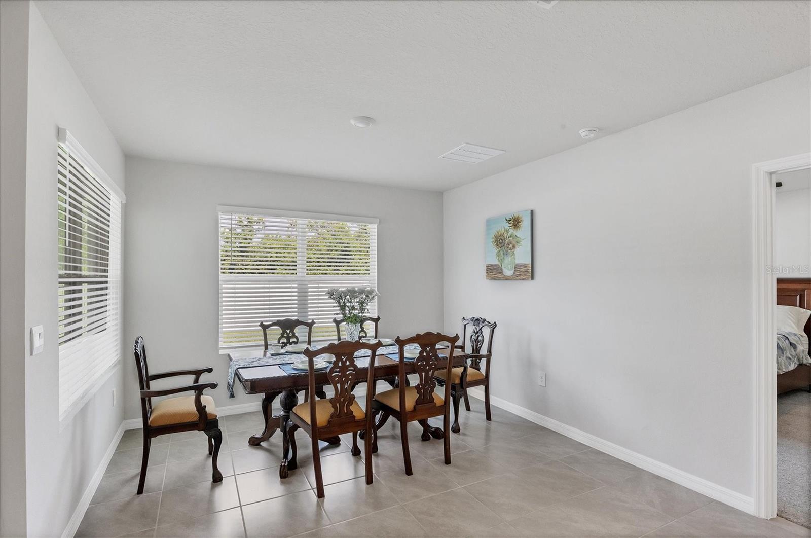 2105 Grand Flora Trl Property Photo 14