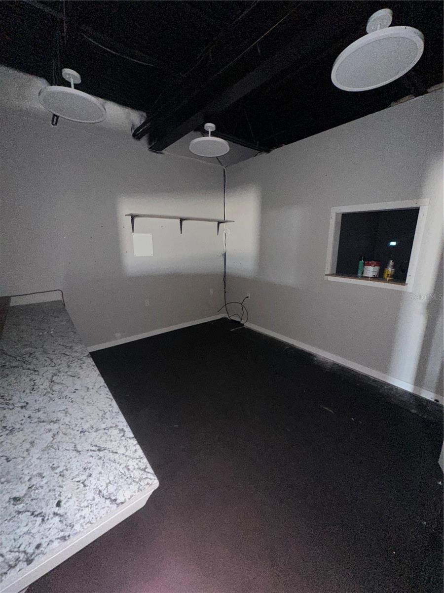 2252 S Tamiami Trl Property Photo 10