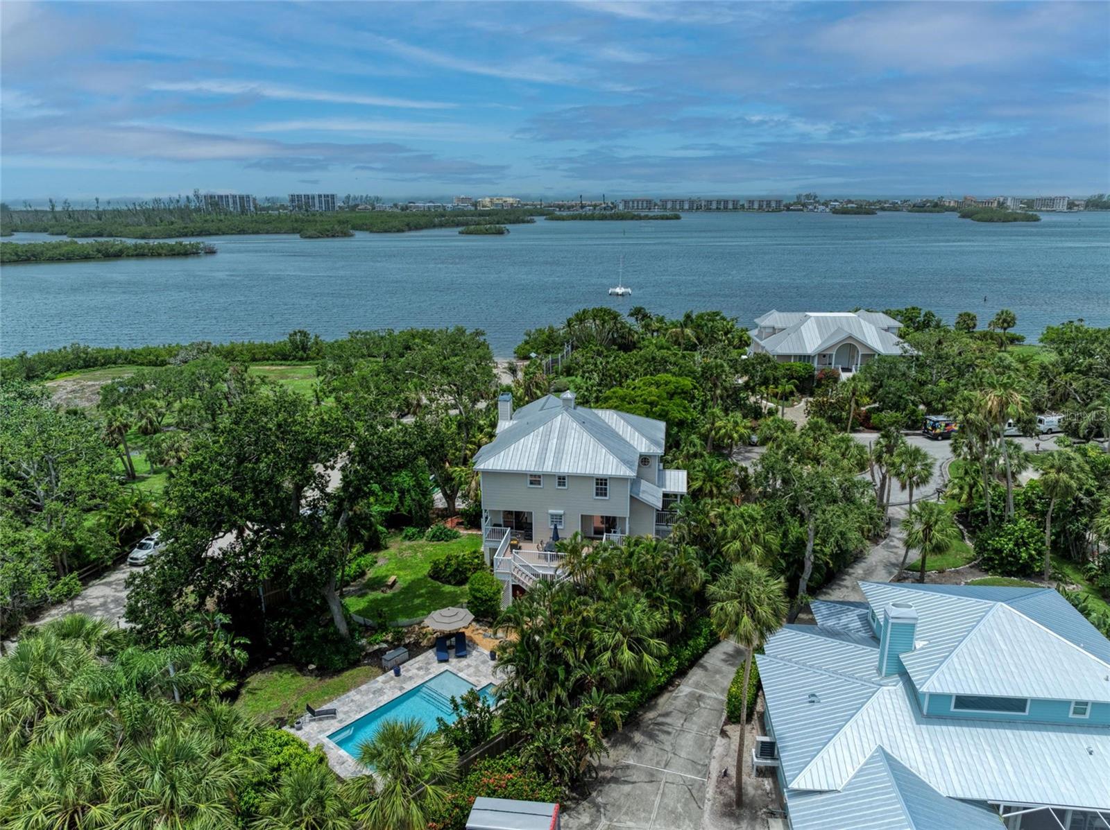 8963 Fishermens Bay Dr Property Photo 1