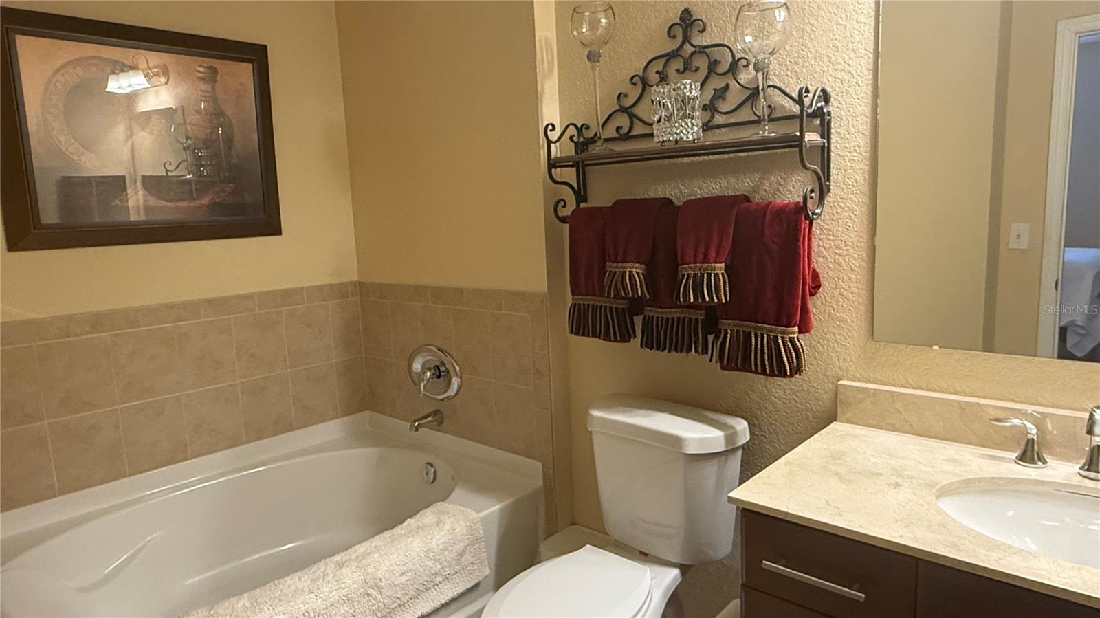 1064 N Tamiami Trl #1635 Property Photo 8