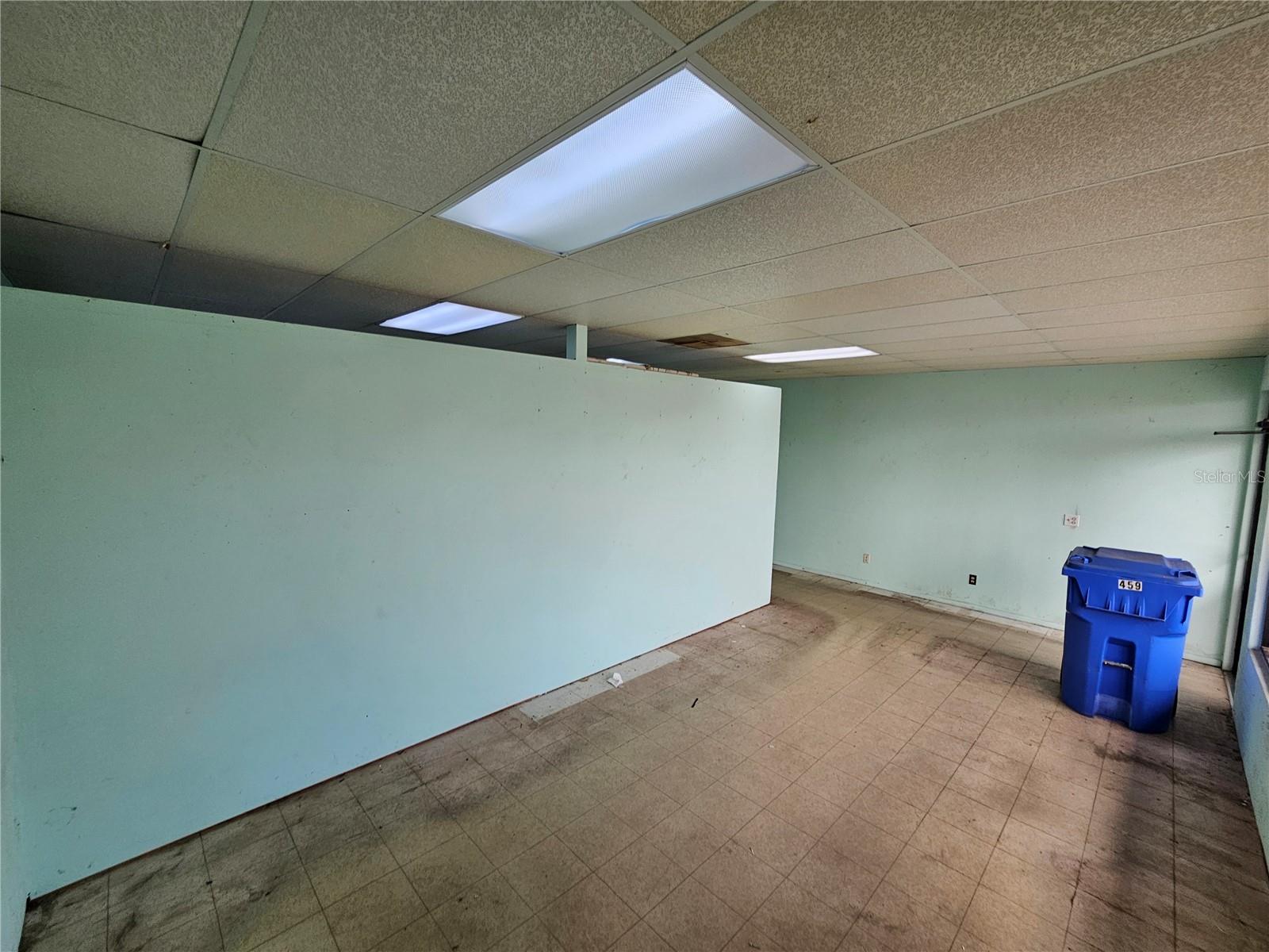 610 Cypress Ave Property Photo 4