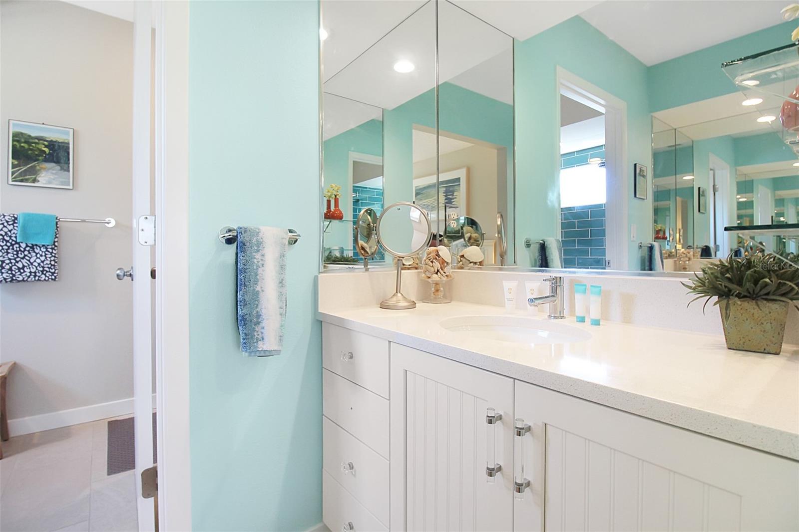 535 Forest Way Property Photo 34