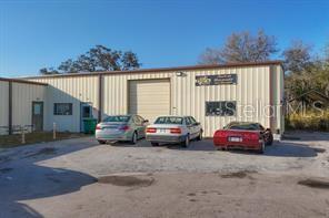 2627 Lawton Dr Property Photo 2