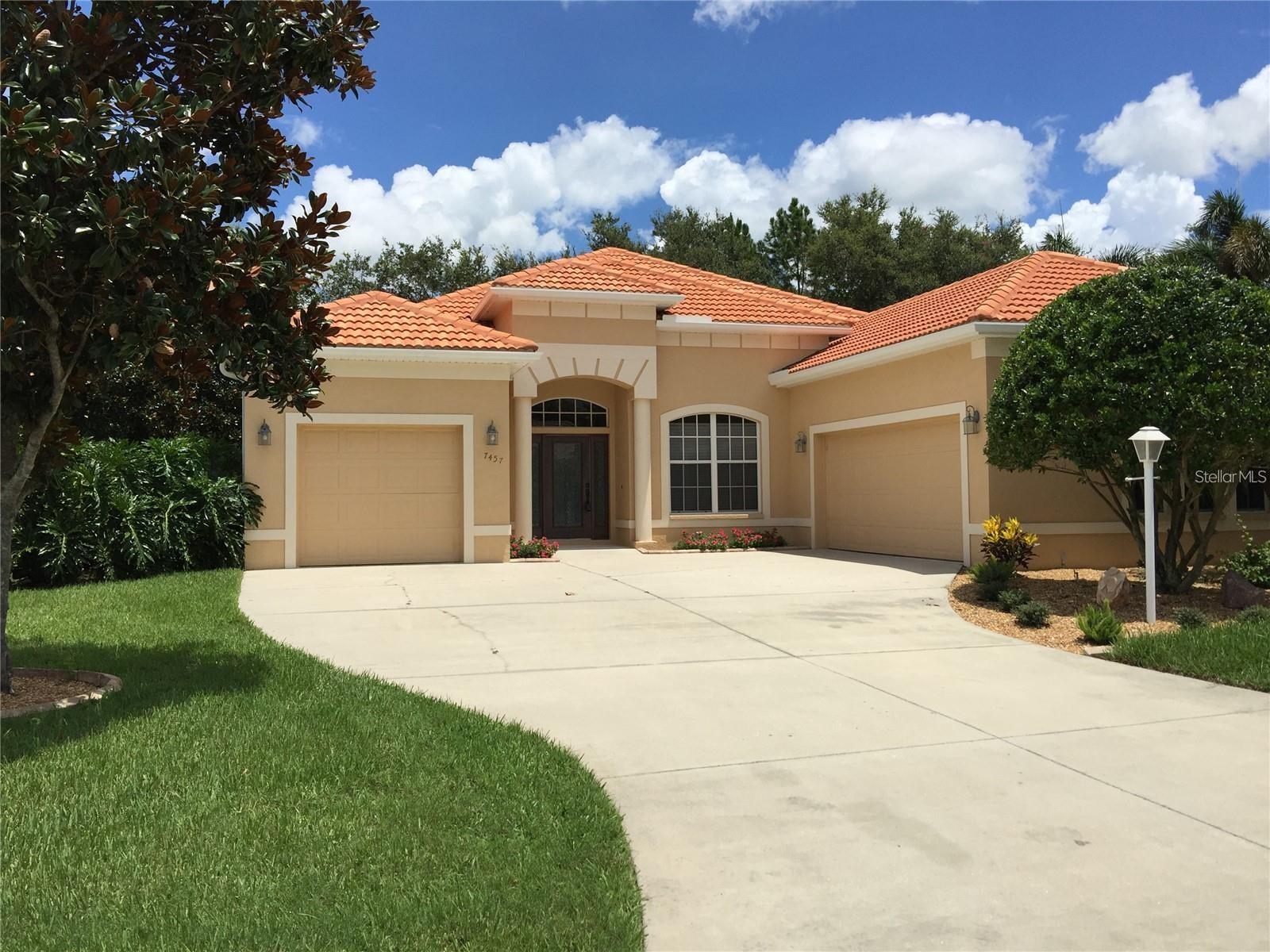7457 Palmer Glen Cir Property Photo 1