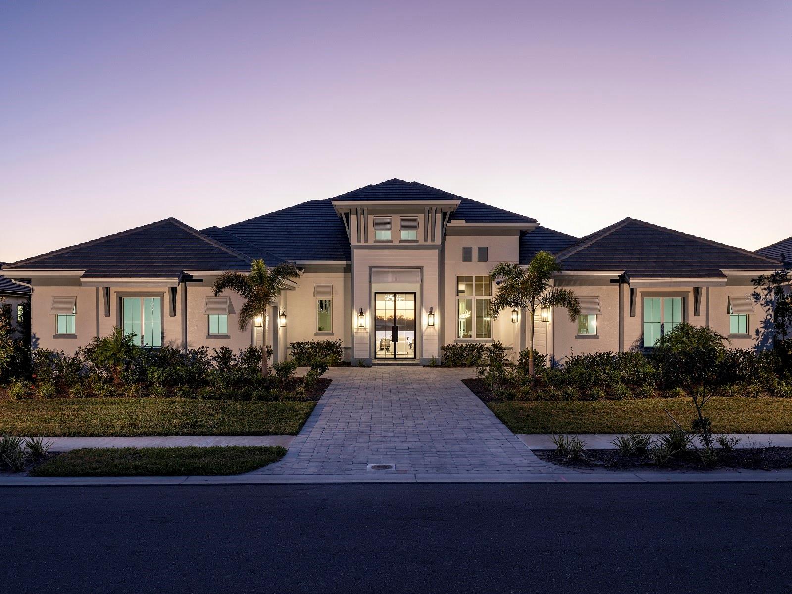 1162 BLUE SHELL LOOP Property Photo 1