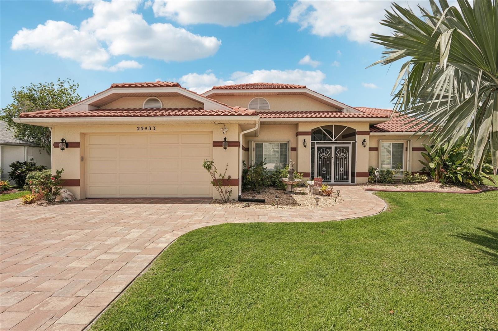 25433 Colon Dr Property Photo 1