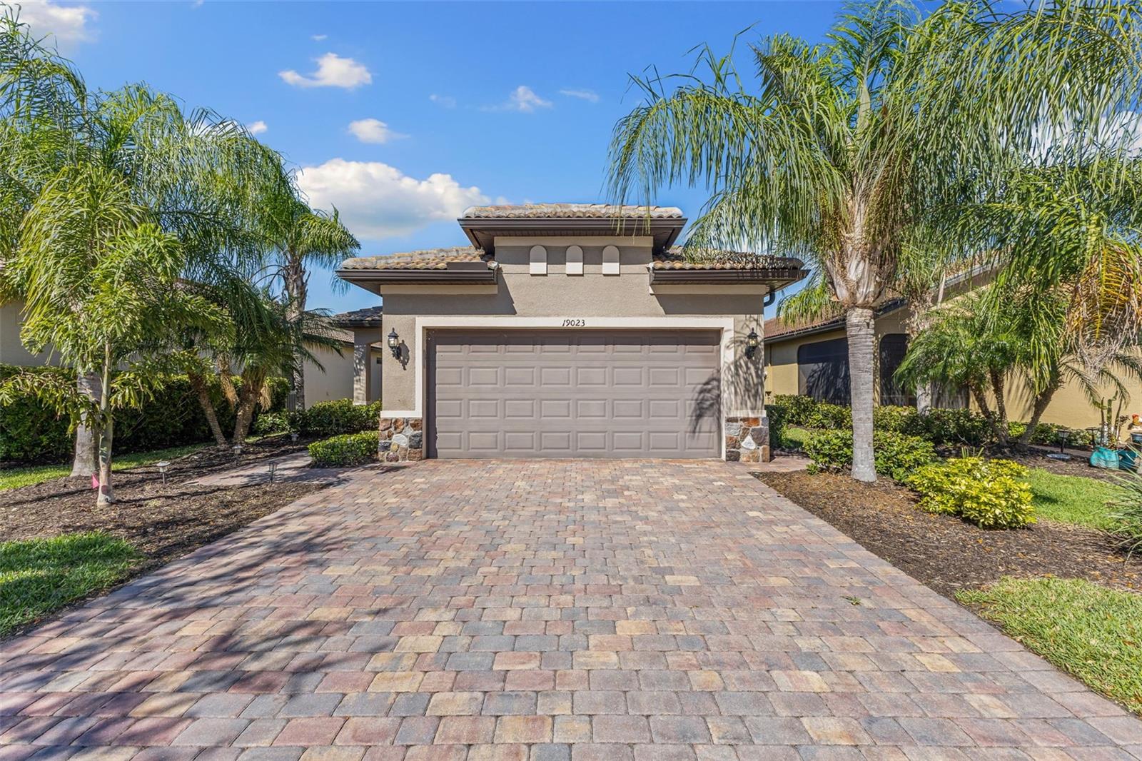 19023 Mangieri St Property Photo 1