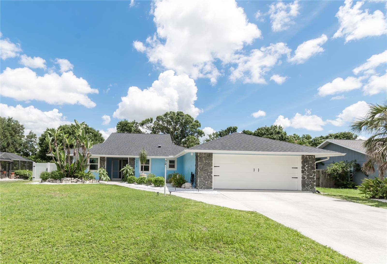 3915 Meadow Creek Dr Property Photo 1