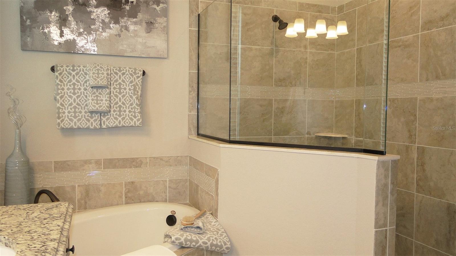 16808 Bwana Pl Property Photo 32