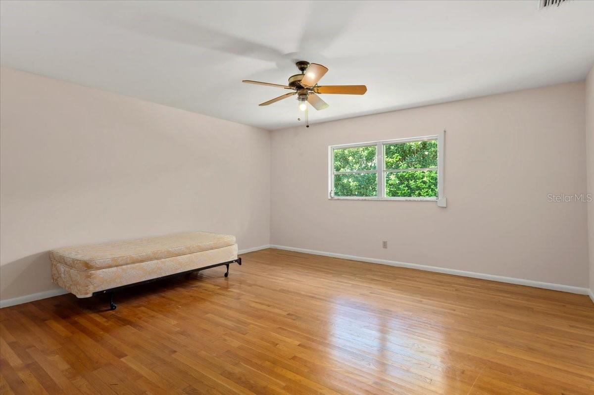 1541 Flower Dr Property Photo 34