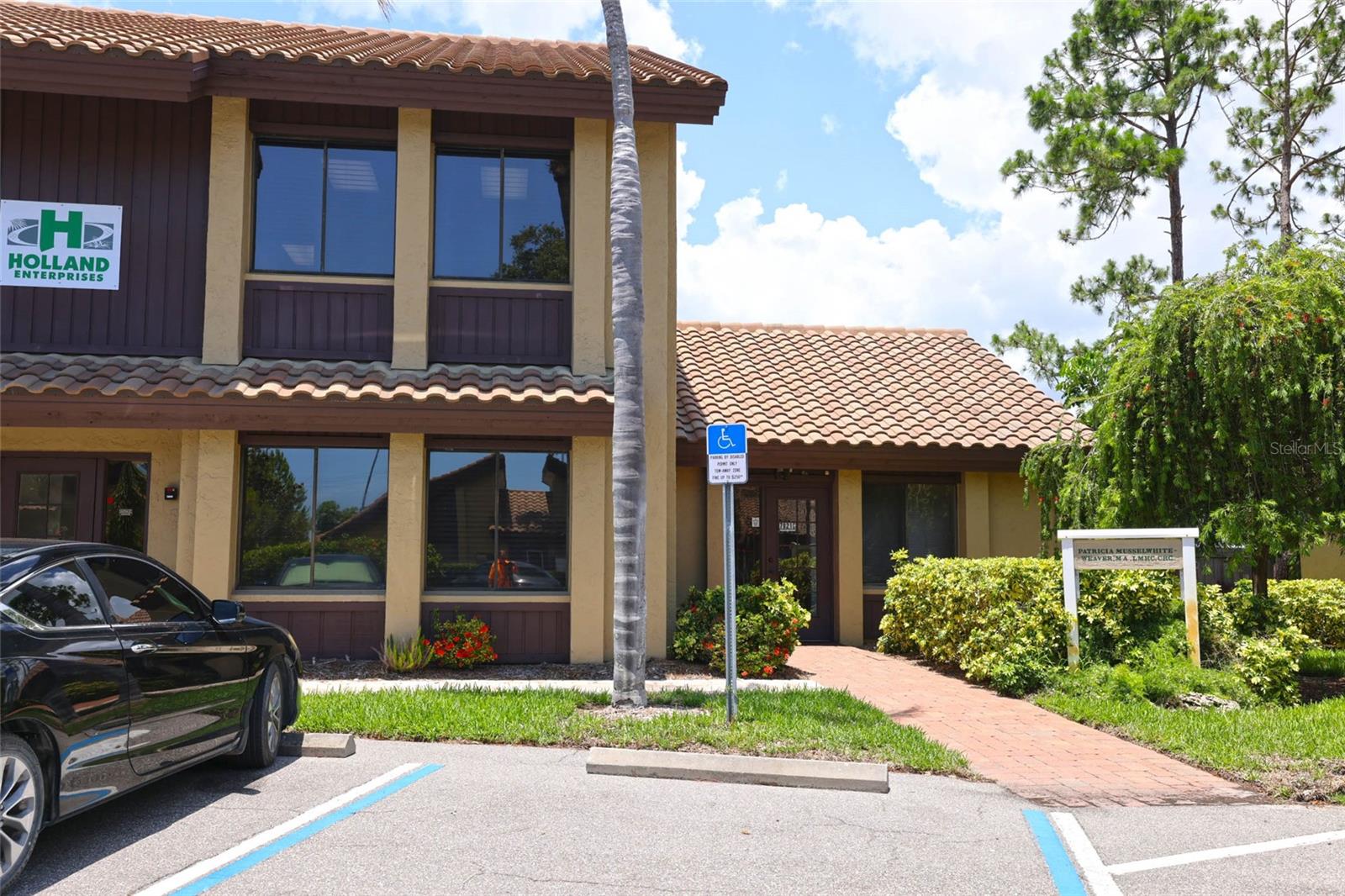 7021 S Tamiami Trl #l3 Property Photo 2