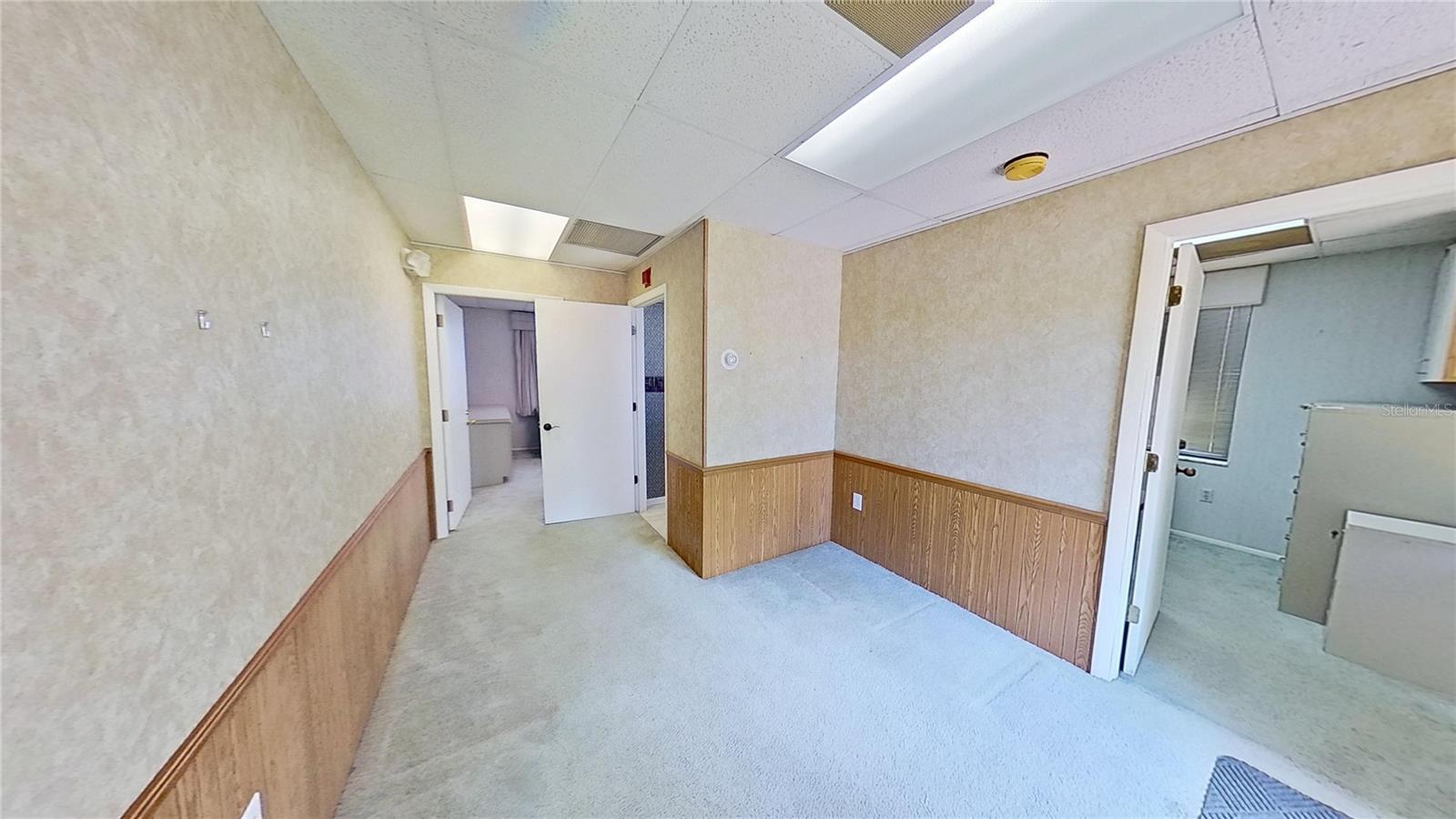 7021 S Tamiami Trl #l3 Property Photo 8