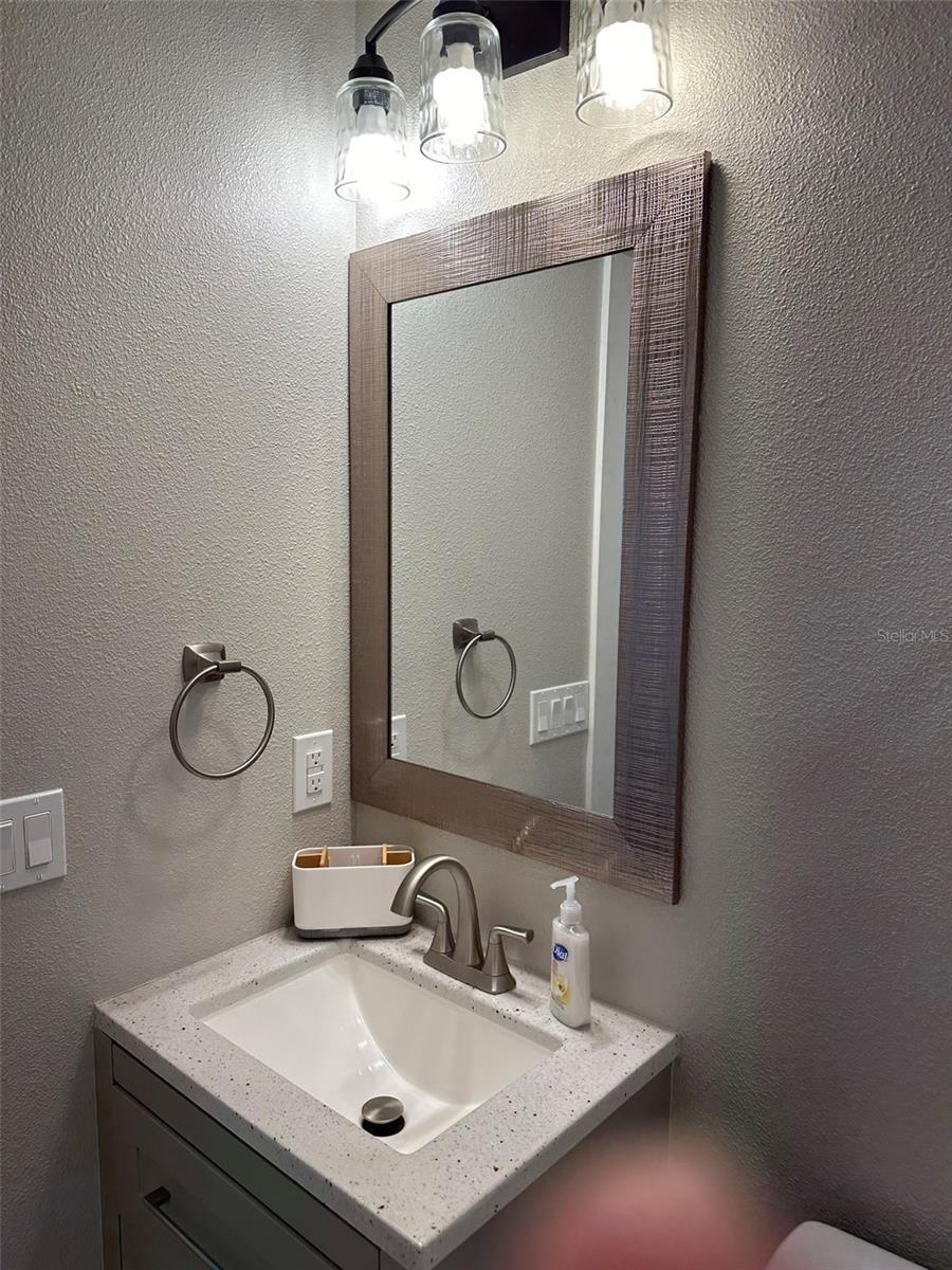 302 19th St. East Property Photo 23