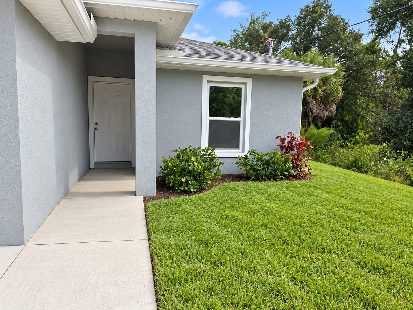 2078 Dorion St Property Photo 12