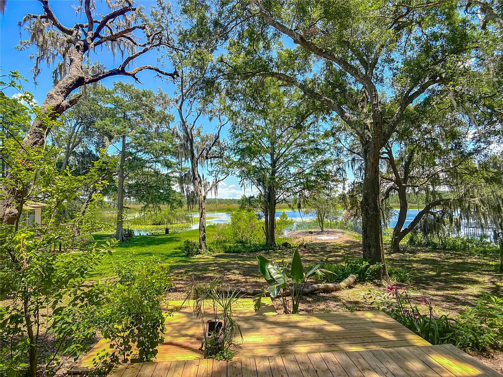 8781 S Lakeshore Dr Property Photo 2