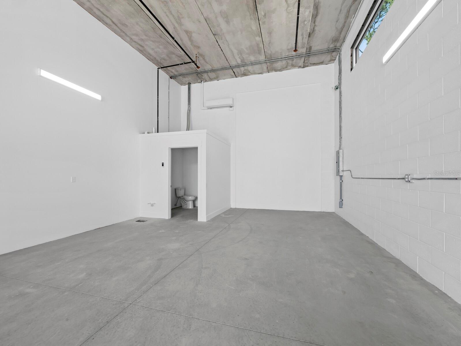 829 57th St E #25 Property Photo 13