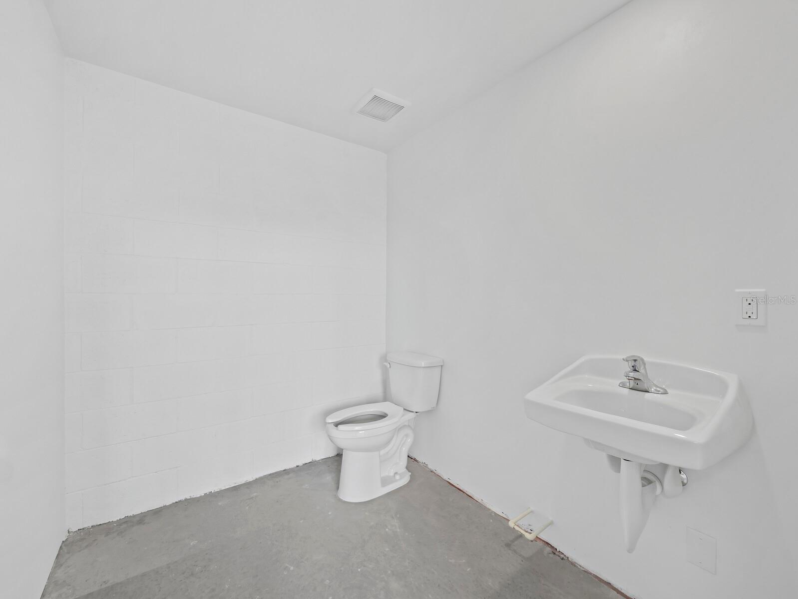 829 57th St E #25 Property Photo 20