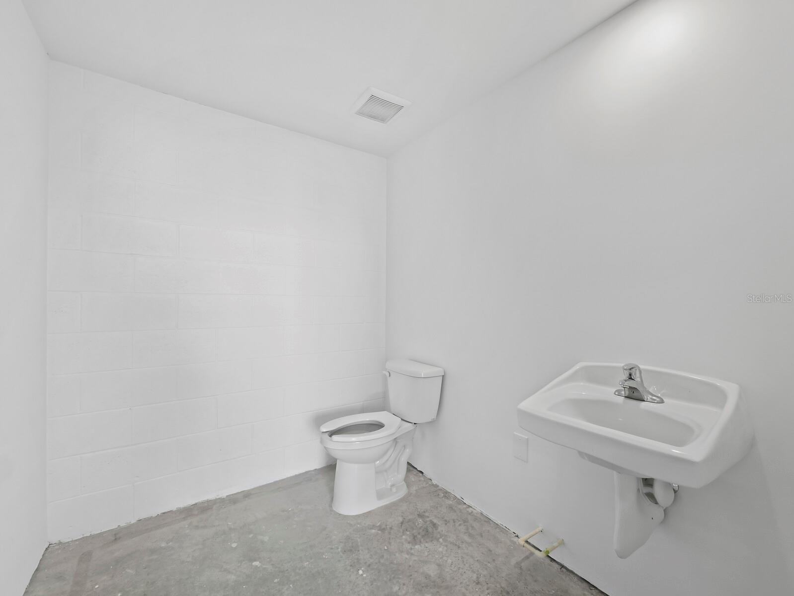 829 57th St E #25 Property Photo 31