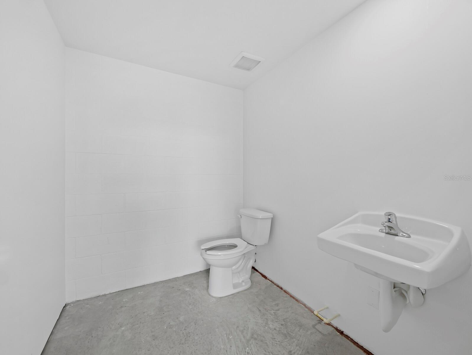 829 57th St E #25 Property Photo 36