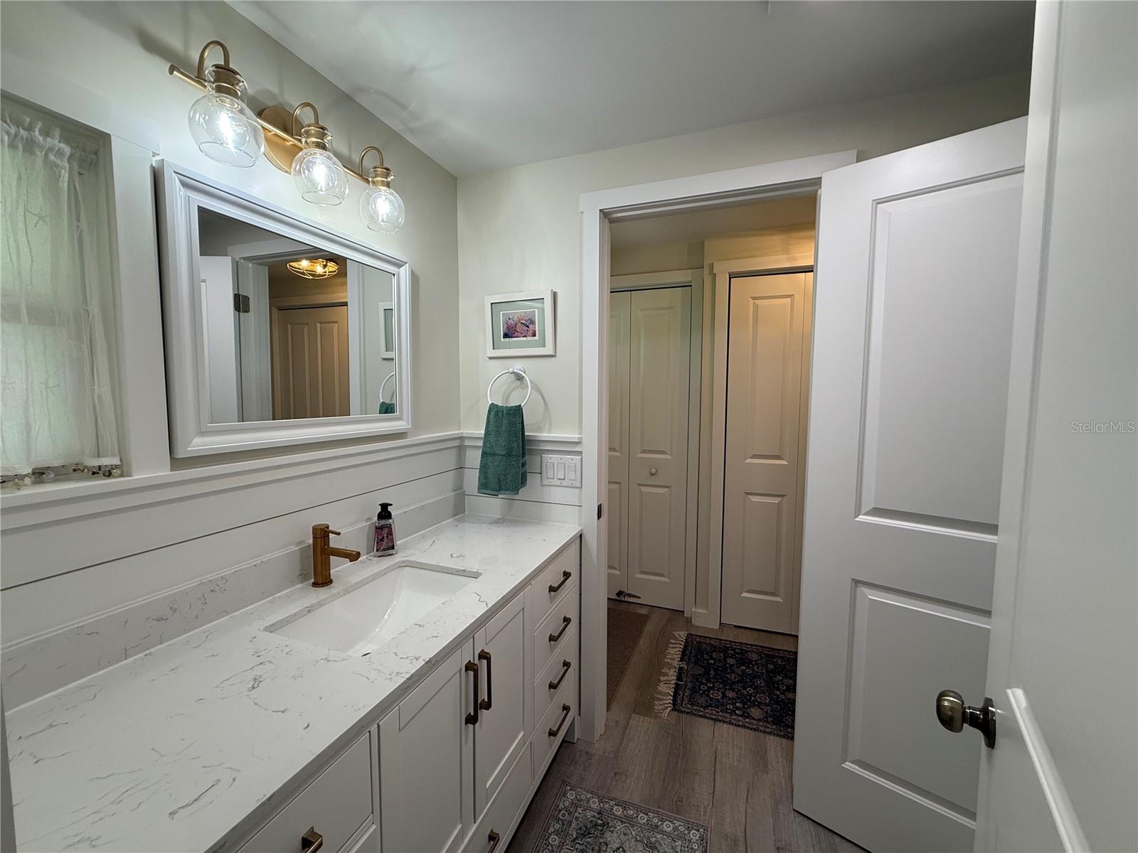 637 Los Altos #374 Property Photo 16