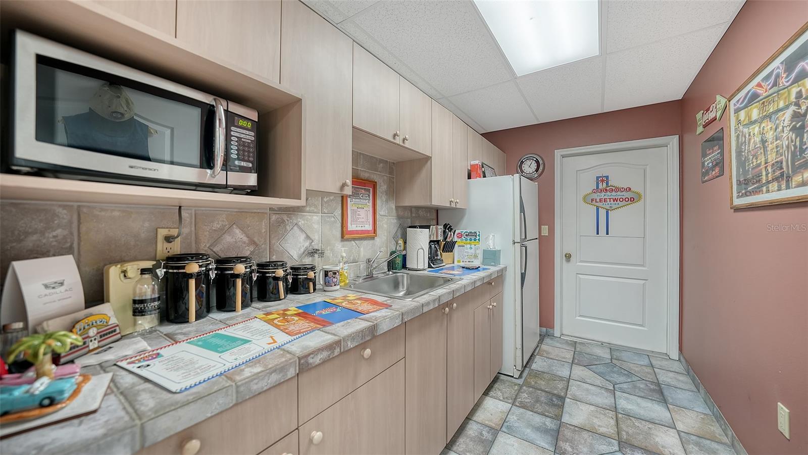 2111 Whitfield Park Dr Property Photo 42