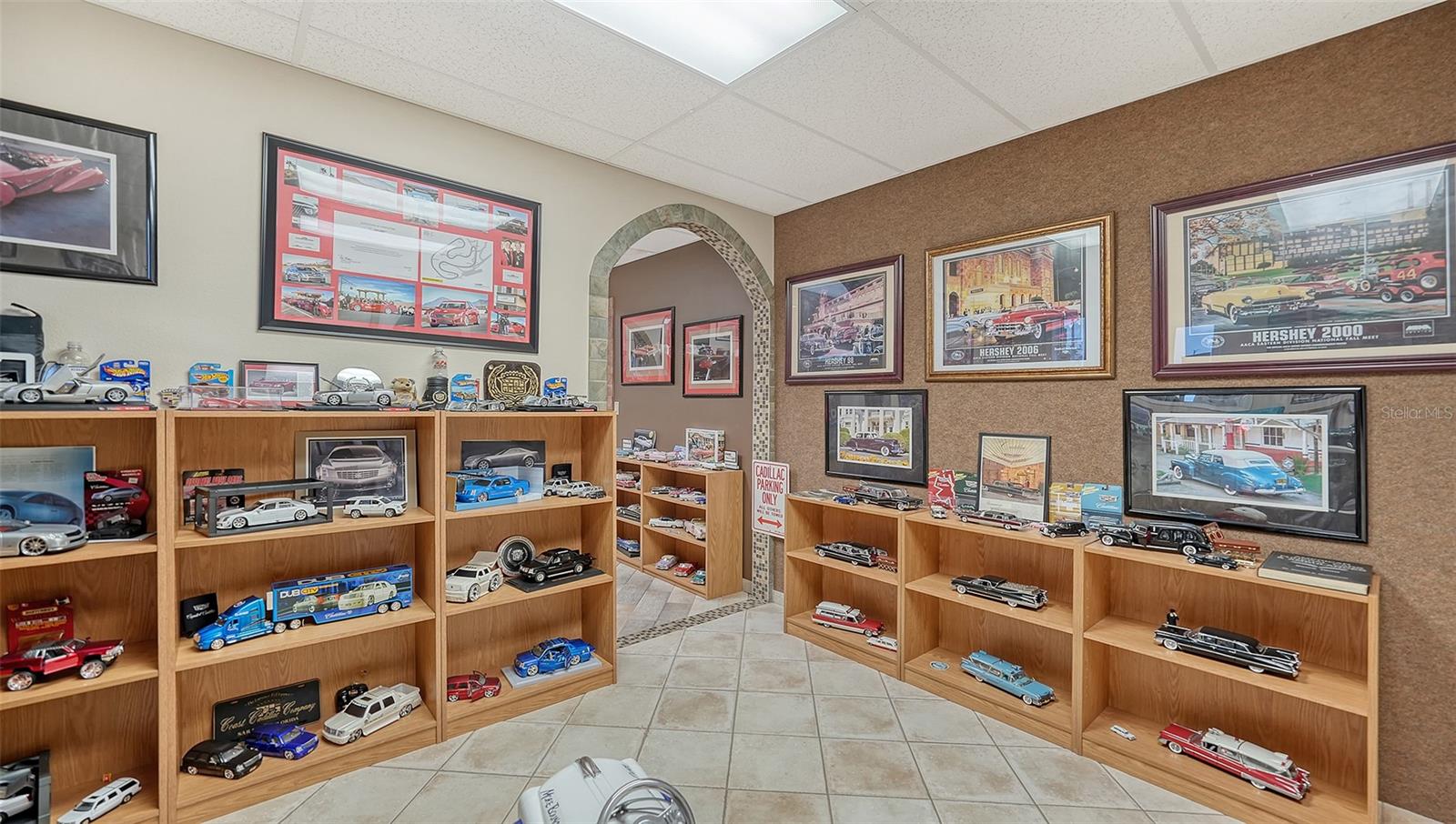2111 Whitfield Park Dr Property Photo 49