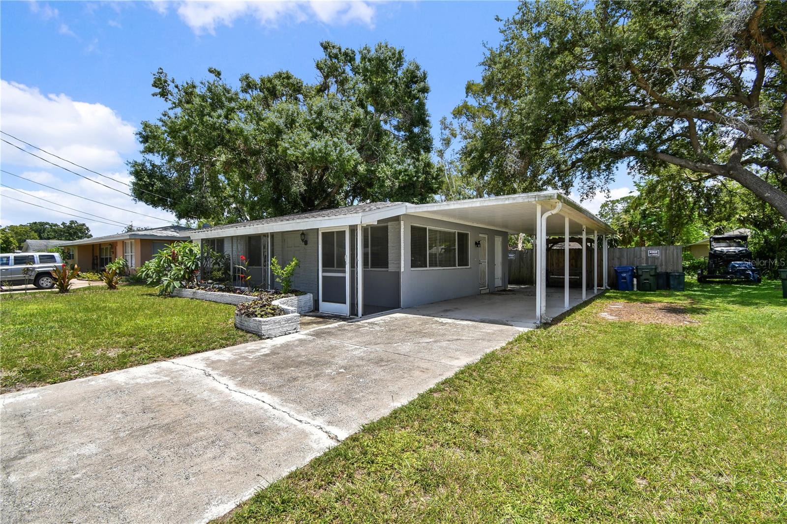 4484 Brooksdale Dr Property Photo 1