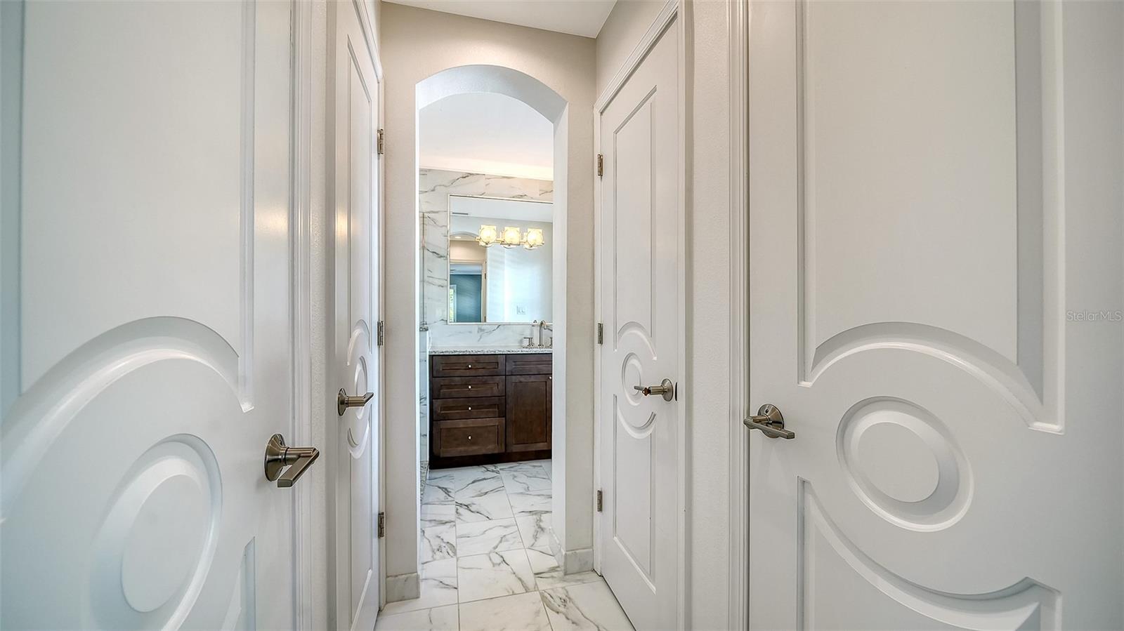 400 Golden Gate Pt #31 Property Photo 23