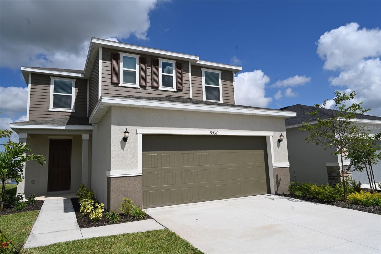 9537 Sandy Bluffs Cir Property Photo 1