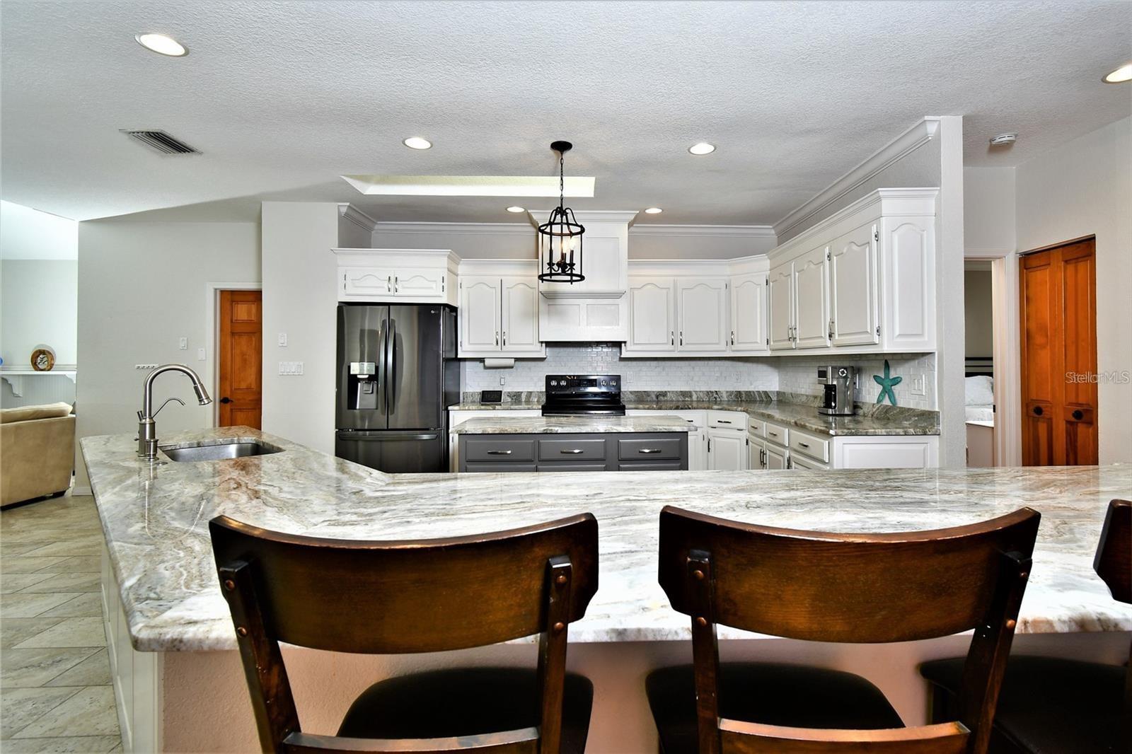 355 Trieste Dr Property Photo 16