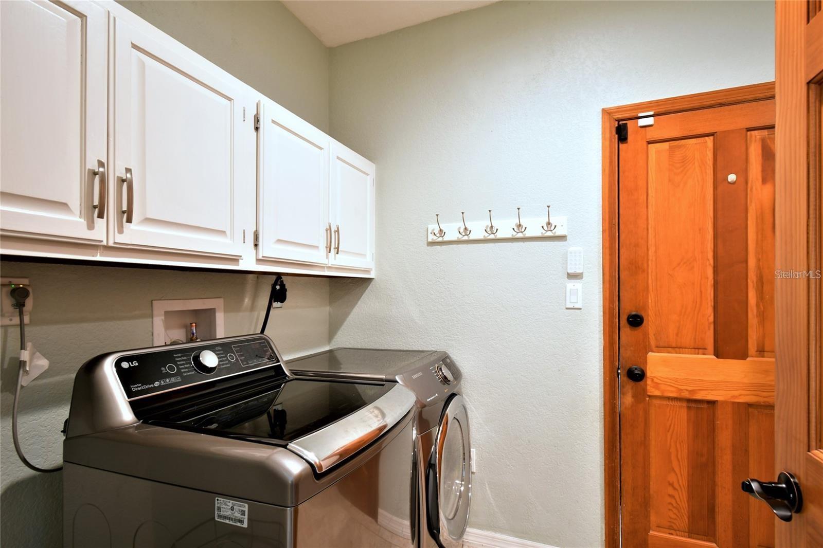 355 Trieste Dr Property Photo 37