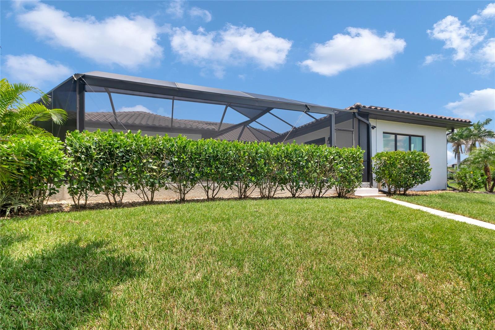 355 Trieste Dr Property Photo 44