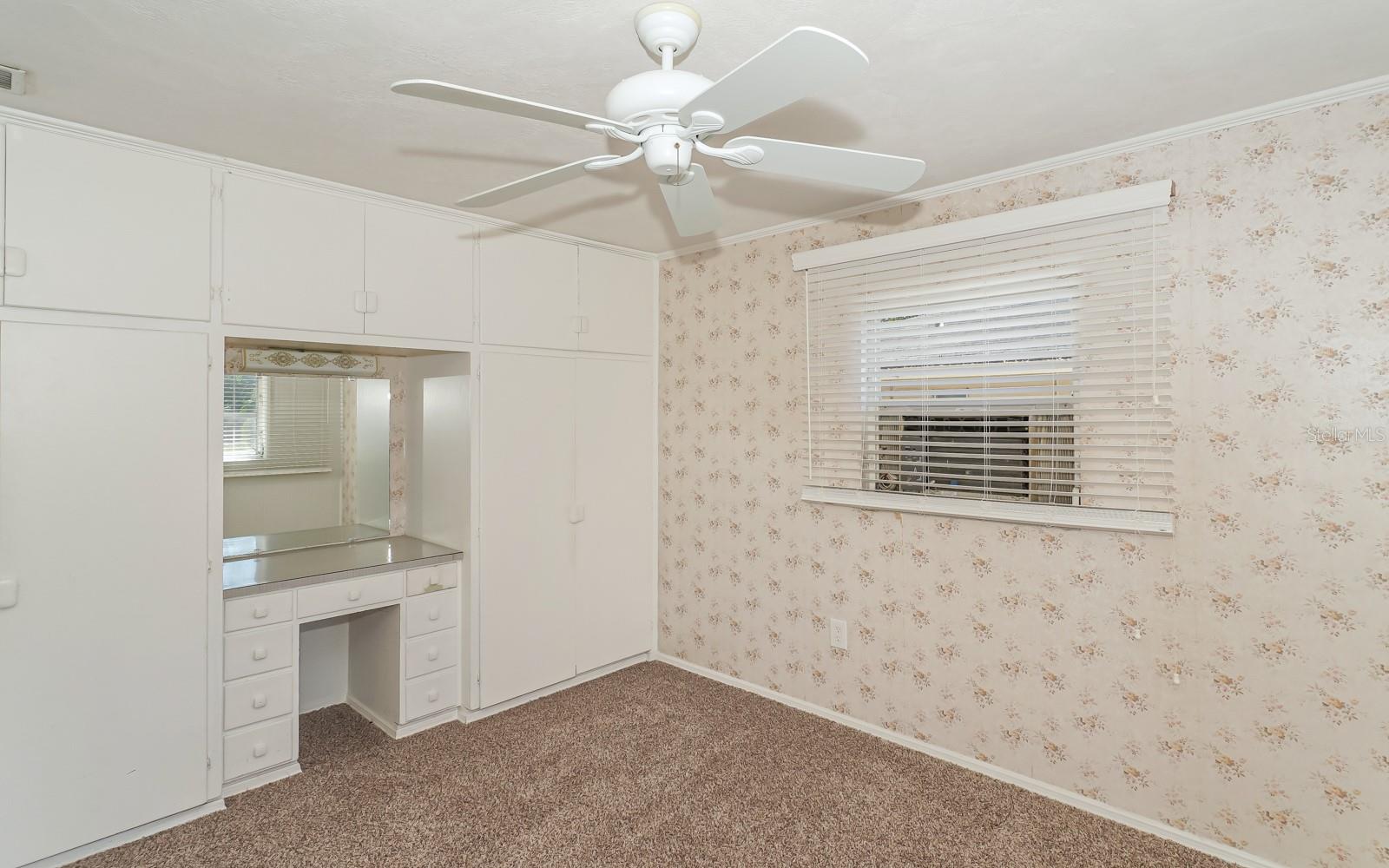 2461 Ringling Blvd Property Photo 21
