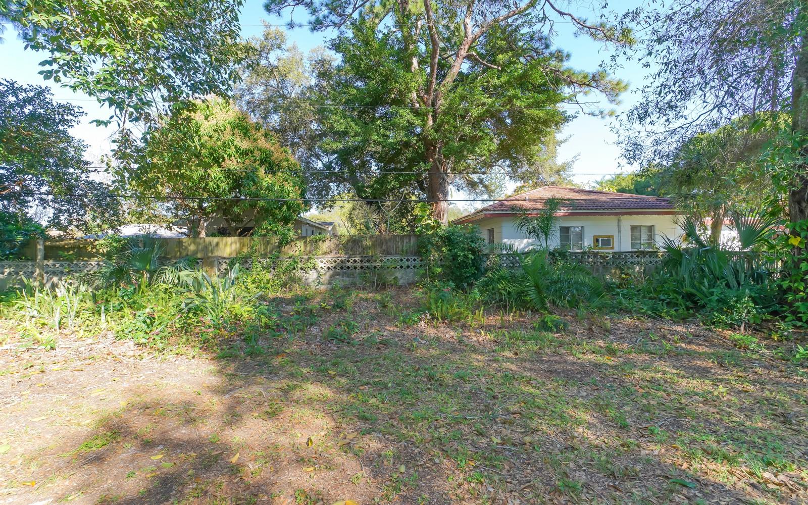 2461 Ringling Blvd Property Photo 30