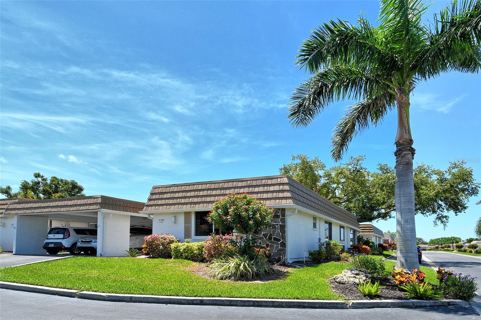 2308 WATERBLUFF PL #V304 Property Photo 1