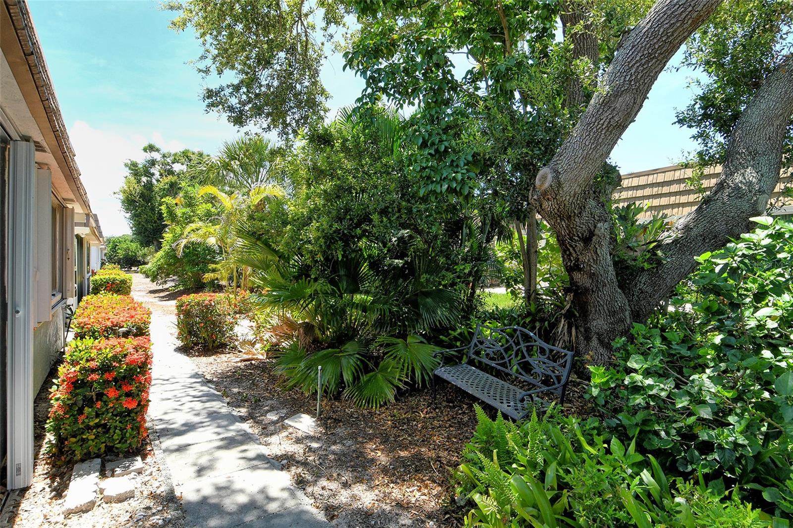 2308 Waterbluff Pl #v304 Property Photo 34