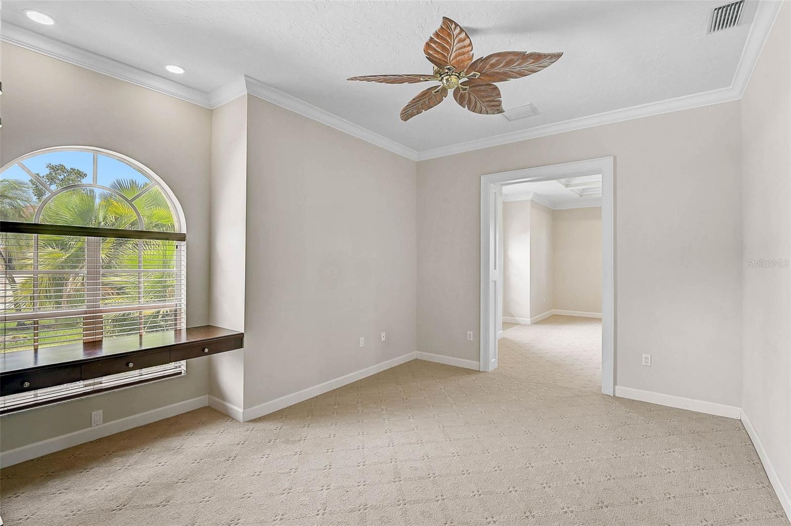 852 Macewen Dr Property Photo 19