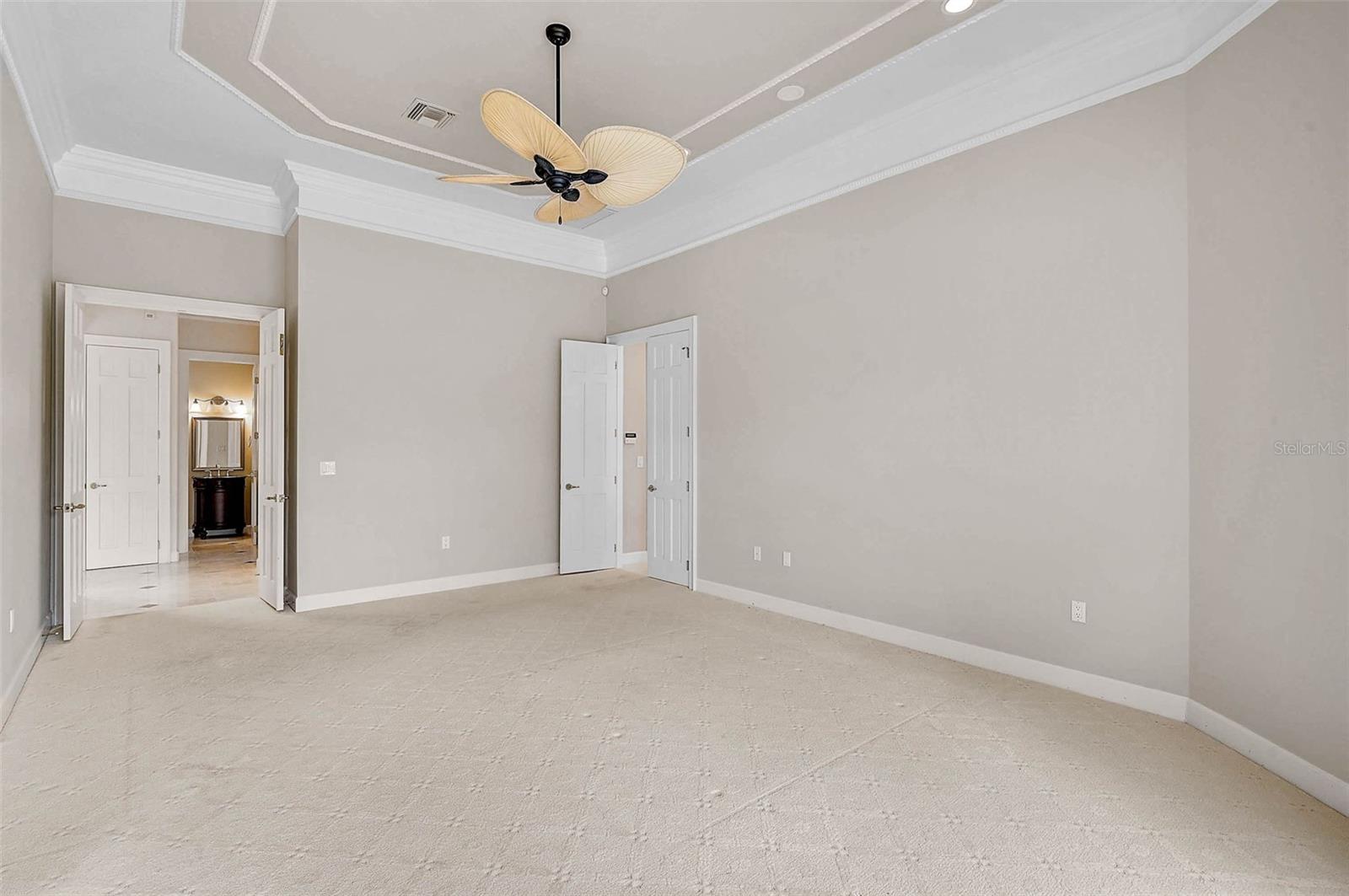 852 Macewen Dr Property Photo 26