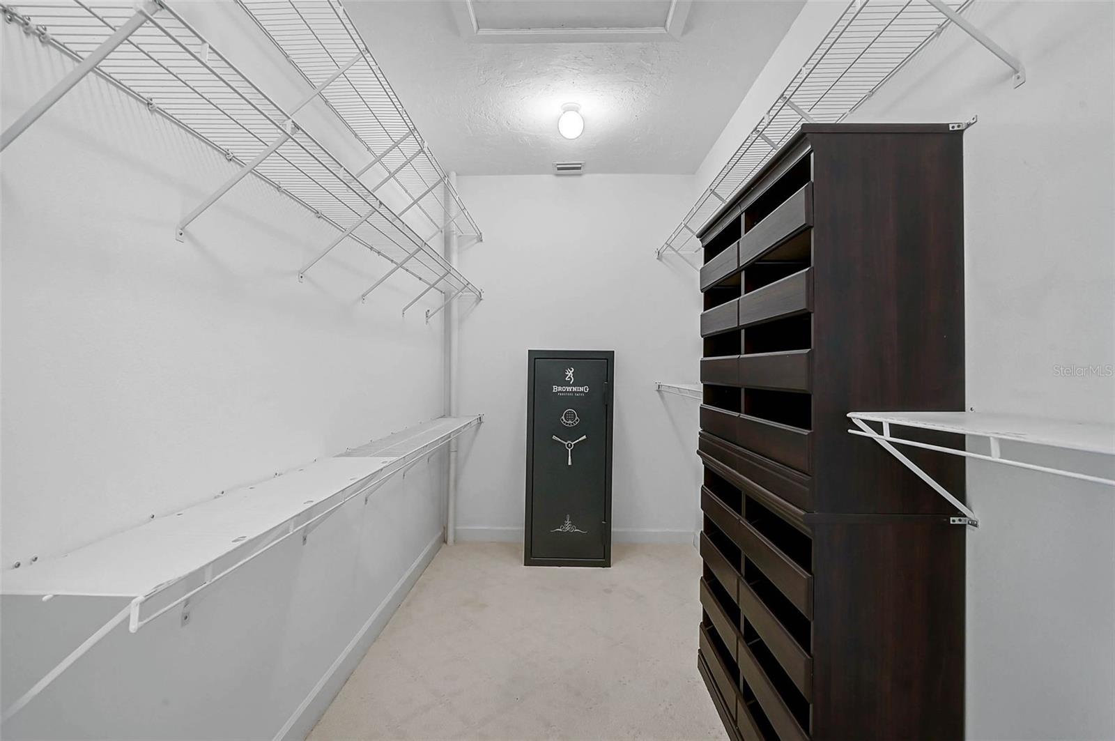 852 Macewen Dr Property Photo 30