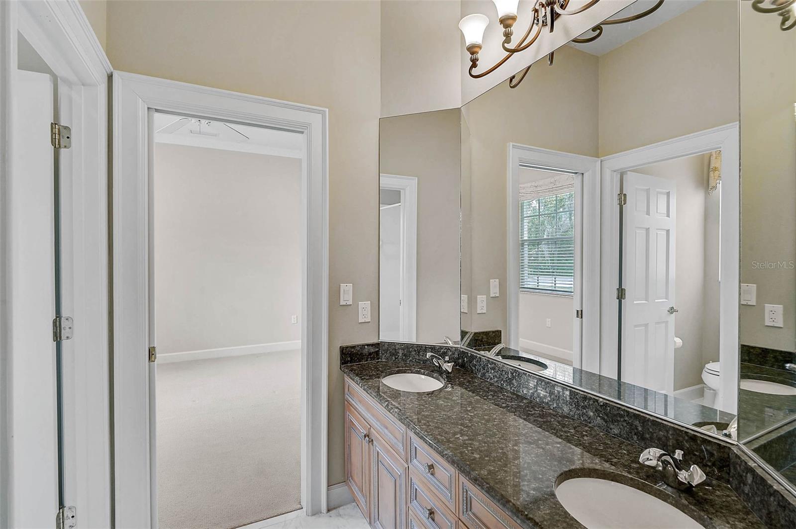 852 Macewen Dr Property Photo 33