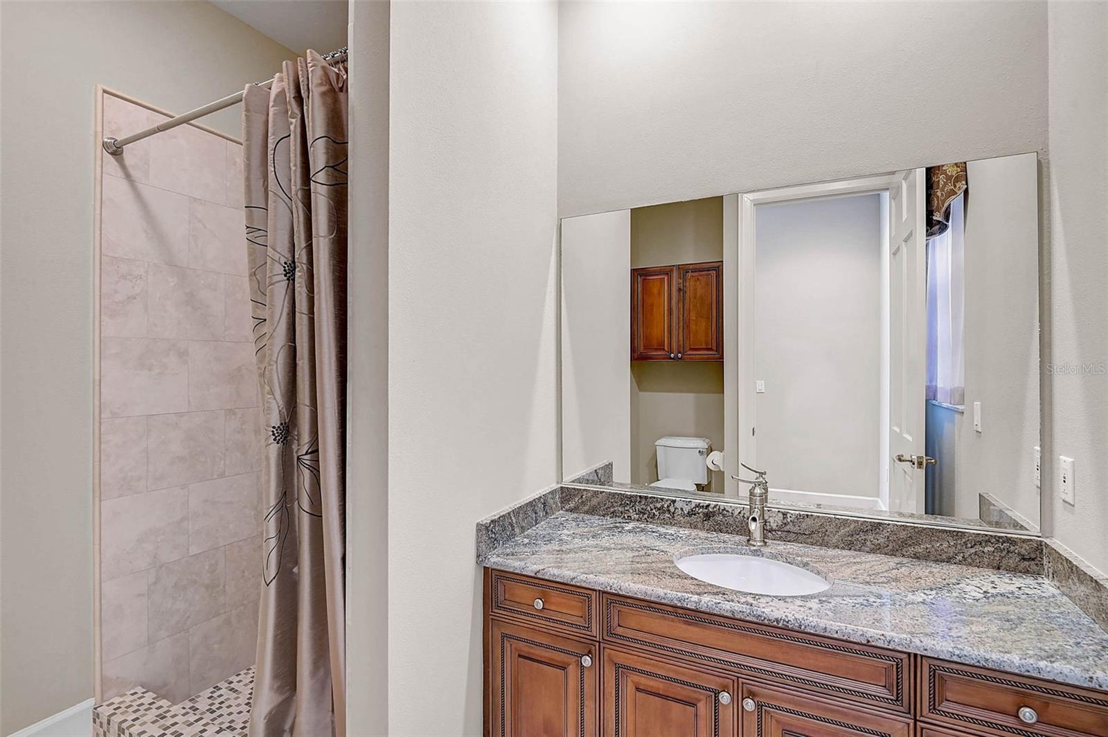852 Macewen Dr Property Photo 37