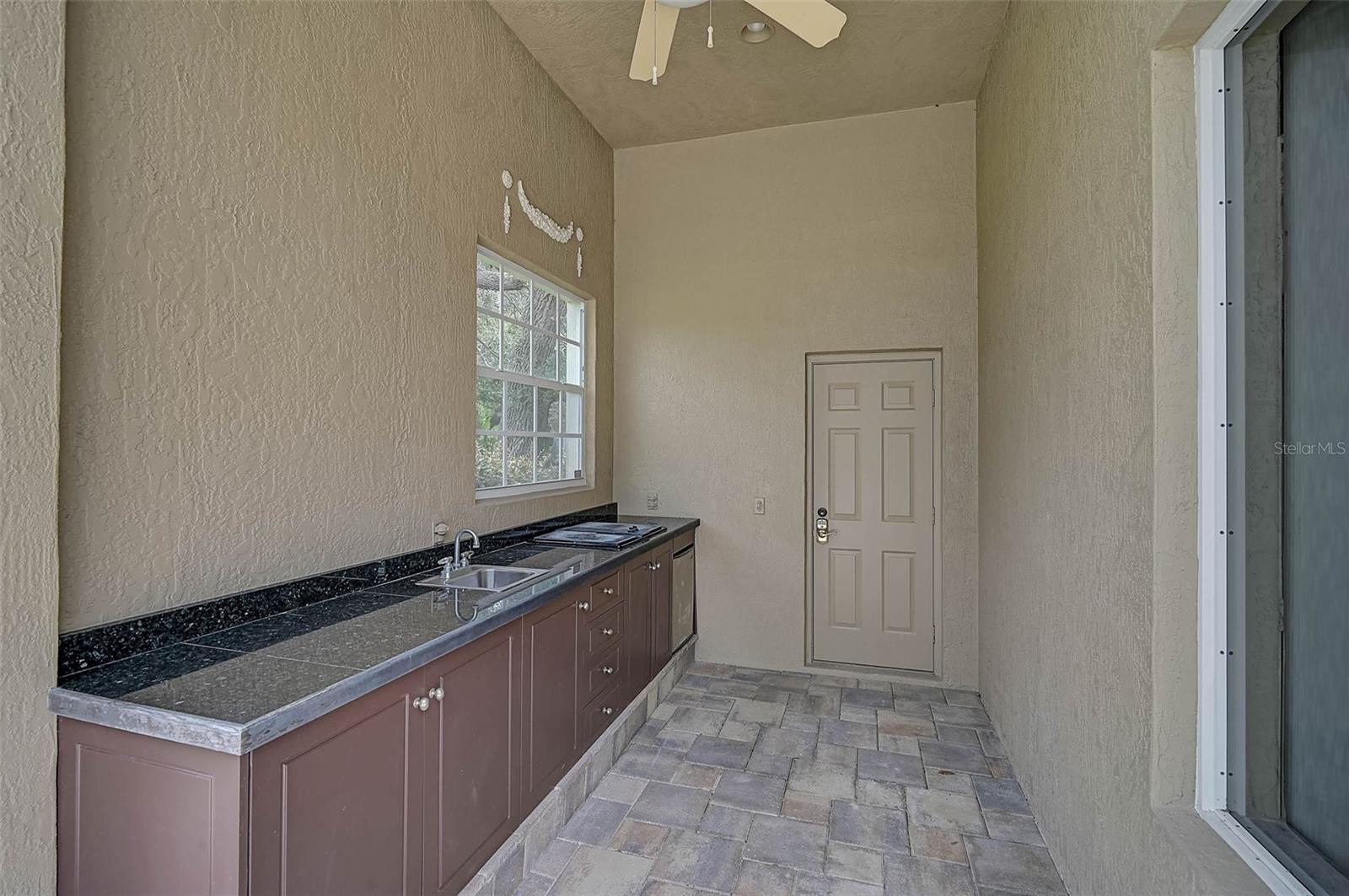 852 Macewen Dr Property Photo 41