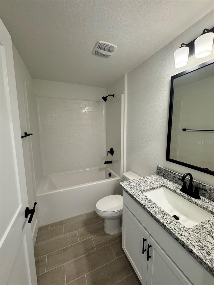 5923 Giffen Ave Property Photo 8