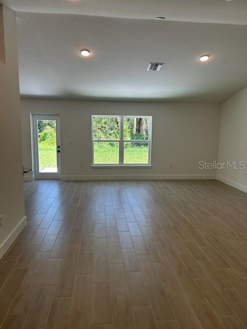 2968 Traverse Ave Property Photo 2