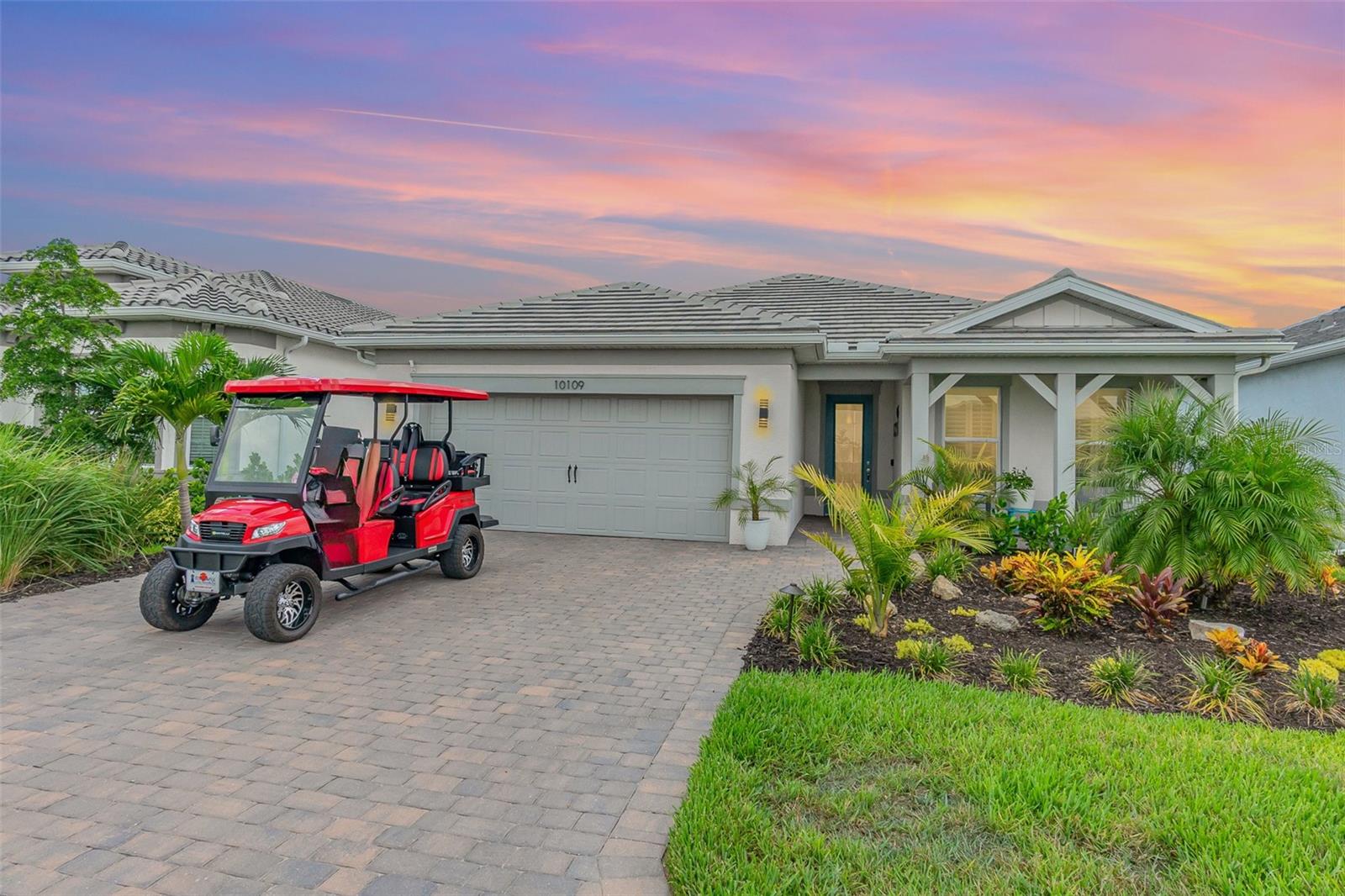10109 Beachwalk Dr Property Photo 1