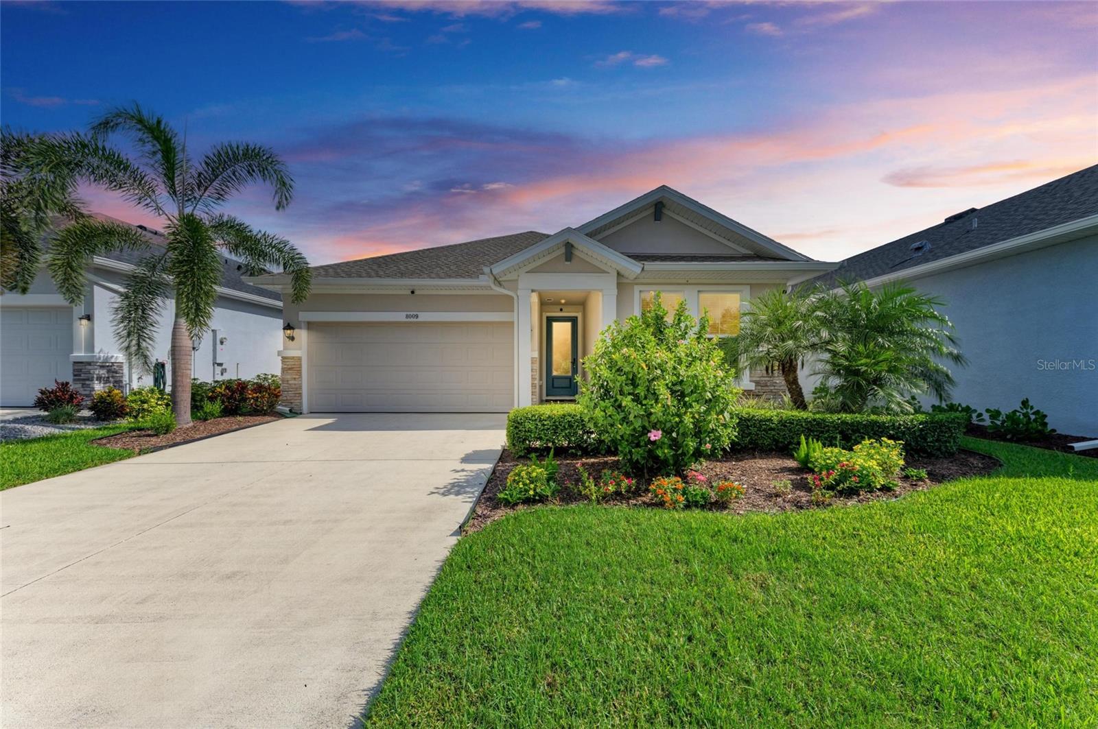8009 Trimbelle Ter Property Photo 1