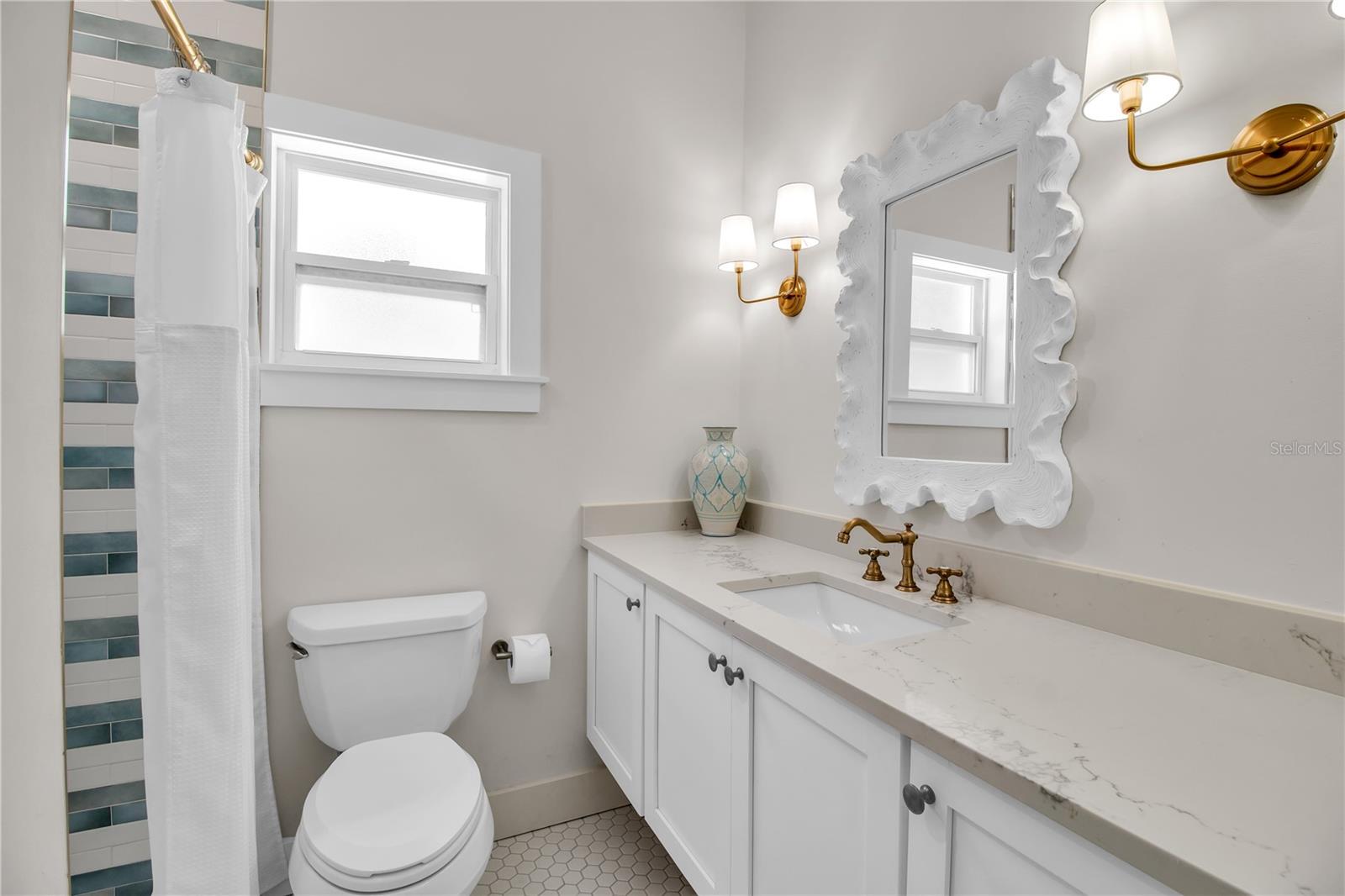 6979 Longboat Dr S Property Photo 17