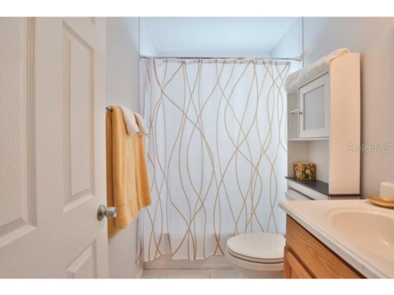422 Julia Pl #c Property Photo 13